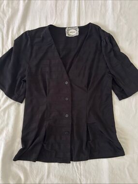 Aritzia Black Button-Front Short Sleeve Blousev by